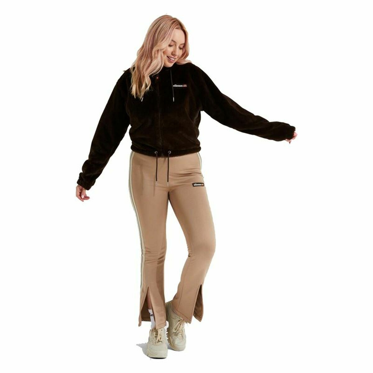 V9HC153F81951834EB855EEE65F080CDBD1R4771090P2