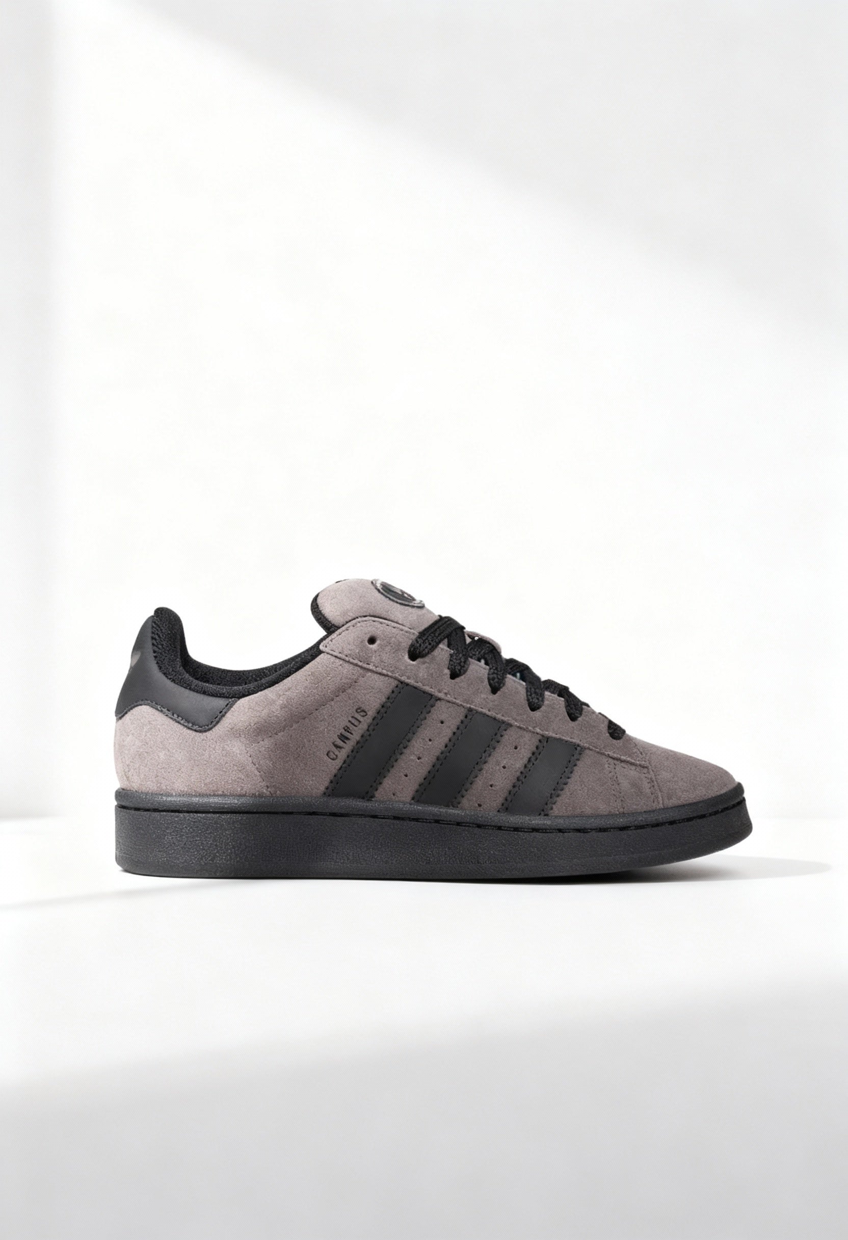 Adidas - GRAND COURT ALPHA 00s