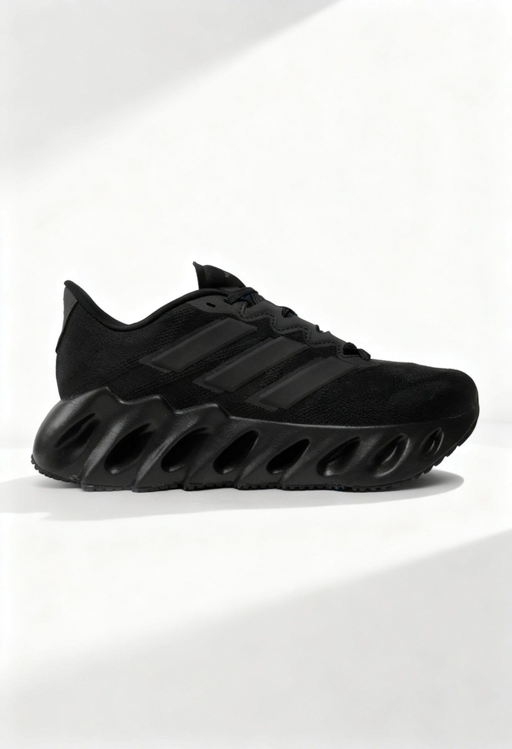 Adidas - SWITCH FWD M
