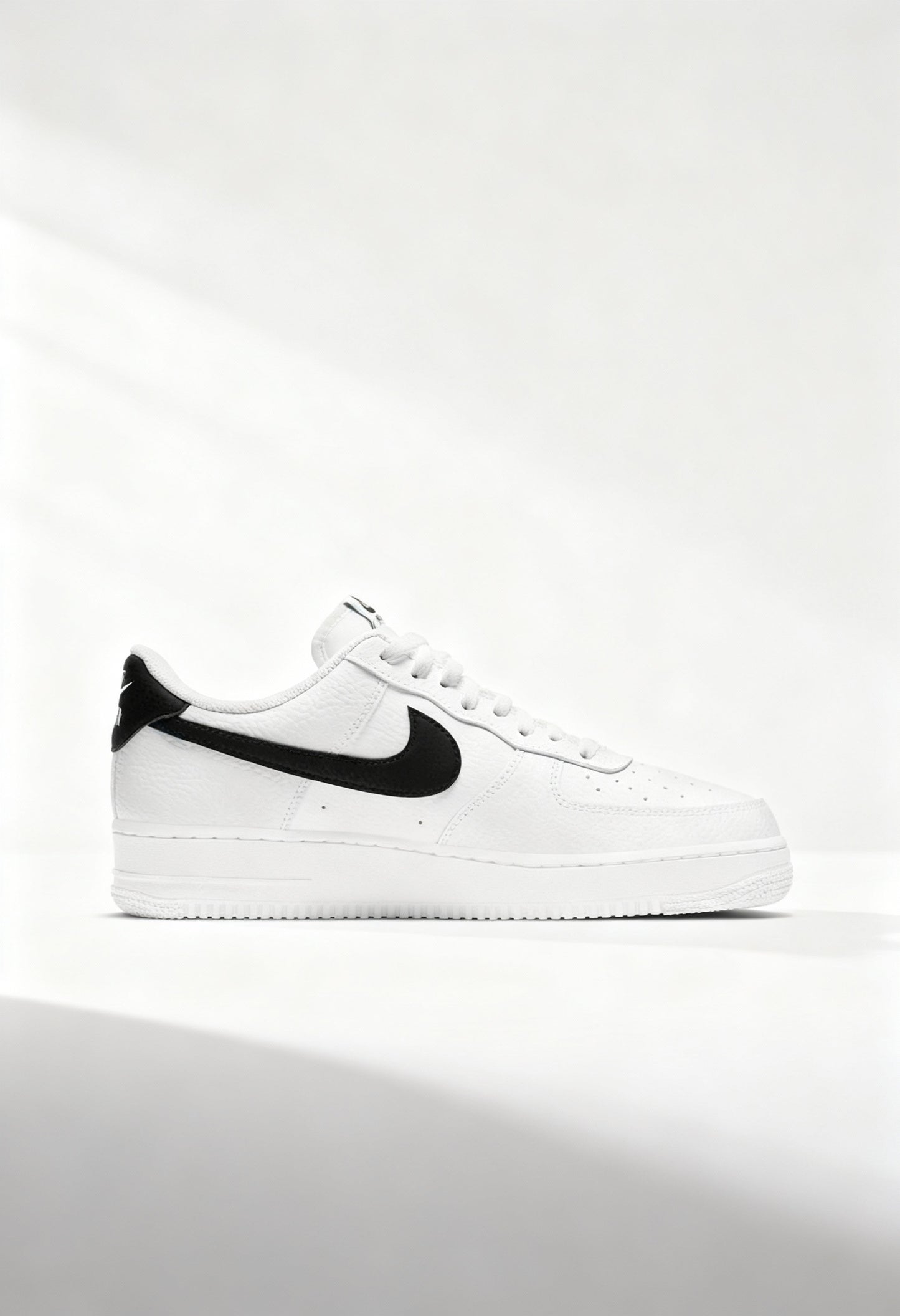 Nike - NIKE AIR FORCE 1 '07