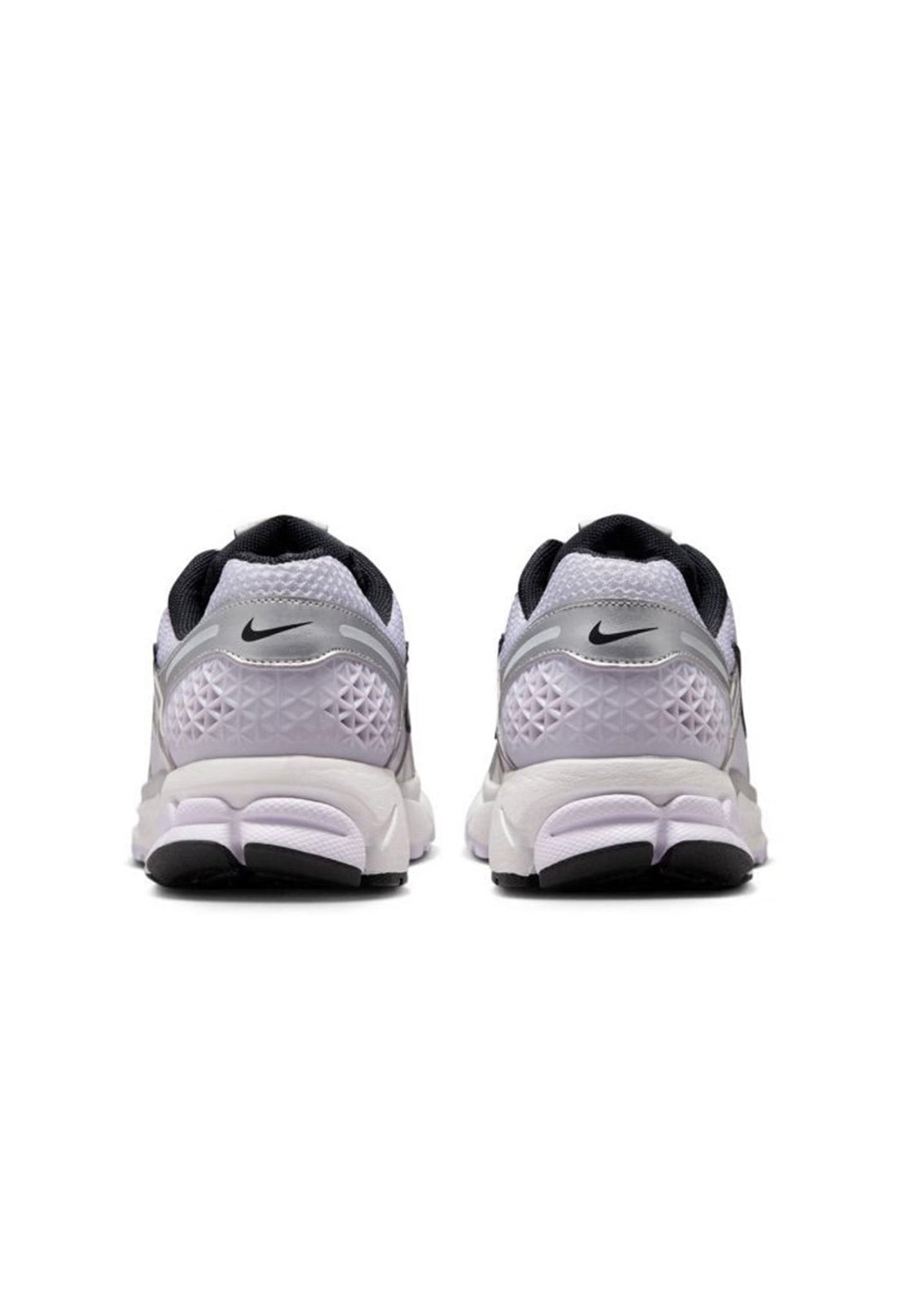 Nike - W NIKE ZOOM VOMERO 5