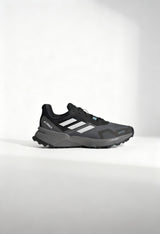 Brand new Adidas Terrex Soulstride RAIN.RDY W women's waterproof trail shoes in core black and white.