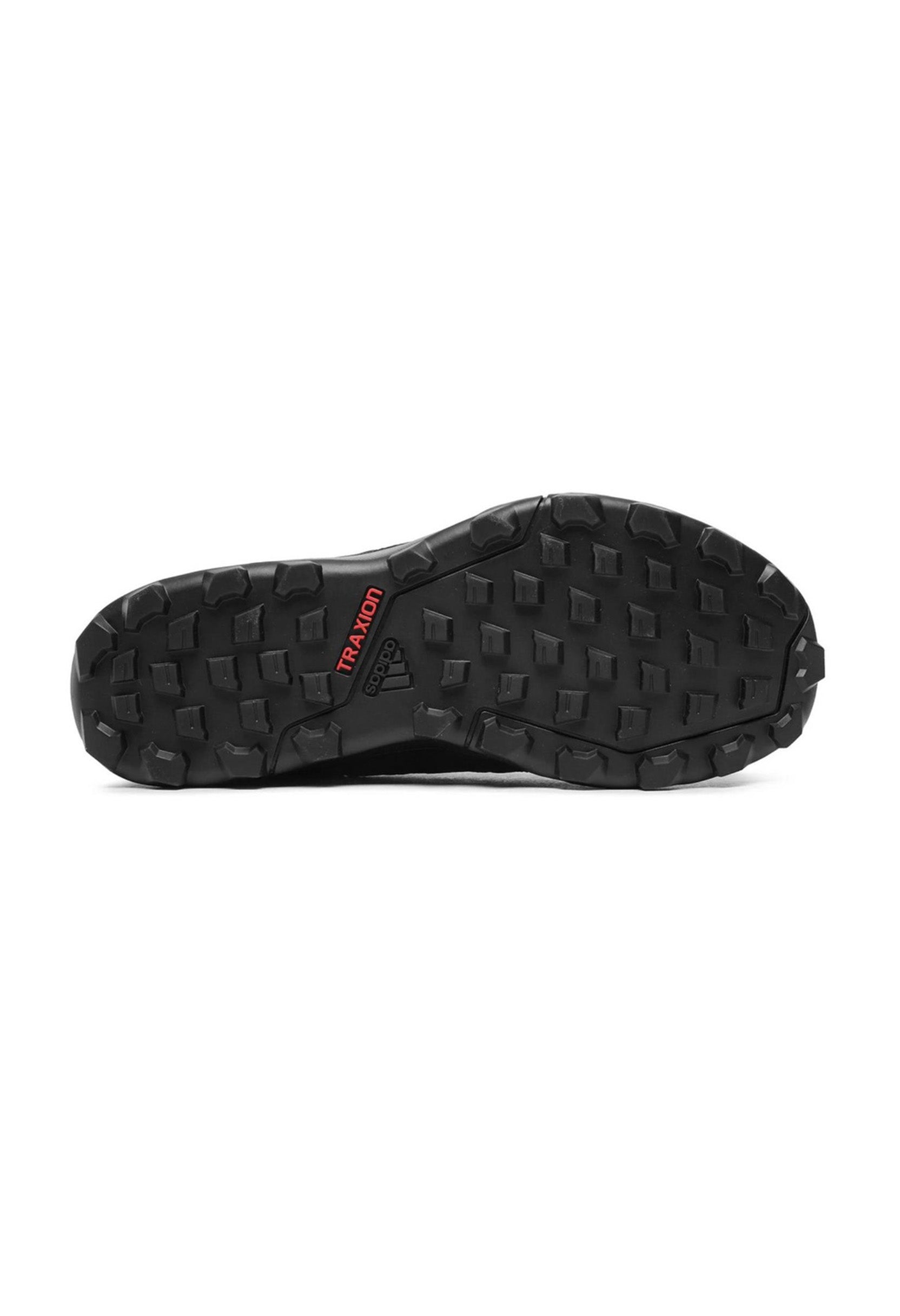 Traxion rubber outsole with multidirectional lugs on Adidas Terrex Tracerocker 2 for maximum grip.