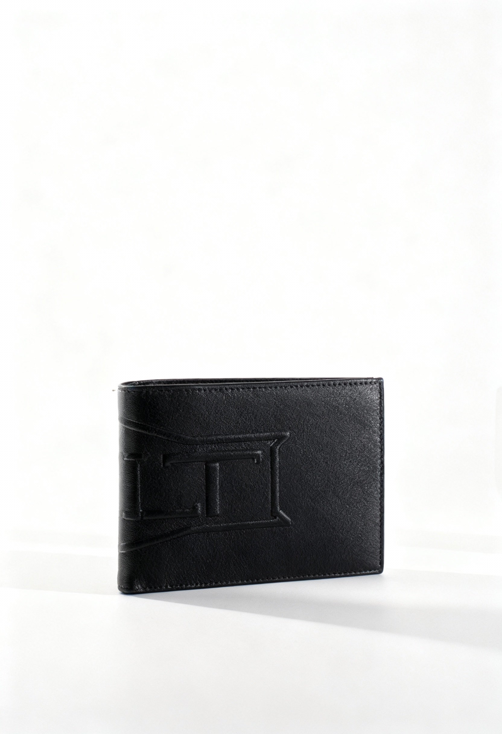 Cult X3EPMX203003 men's leather bifold wallet, compact design, front logo detail.