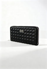 Cult X3EPWX051923 quilted zip wallet in black PU, visible logo and zip closure.
