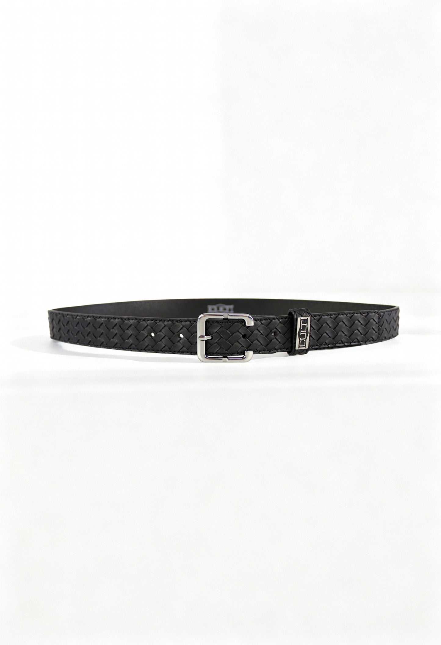 Front view of the black Cult X3EPWX992064 woman belt featuring a woven braided texture on a light background.