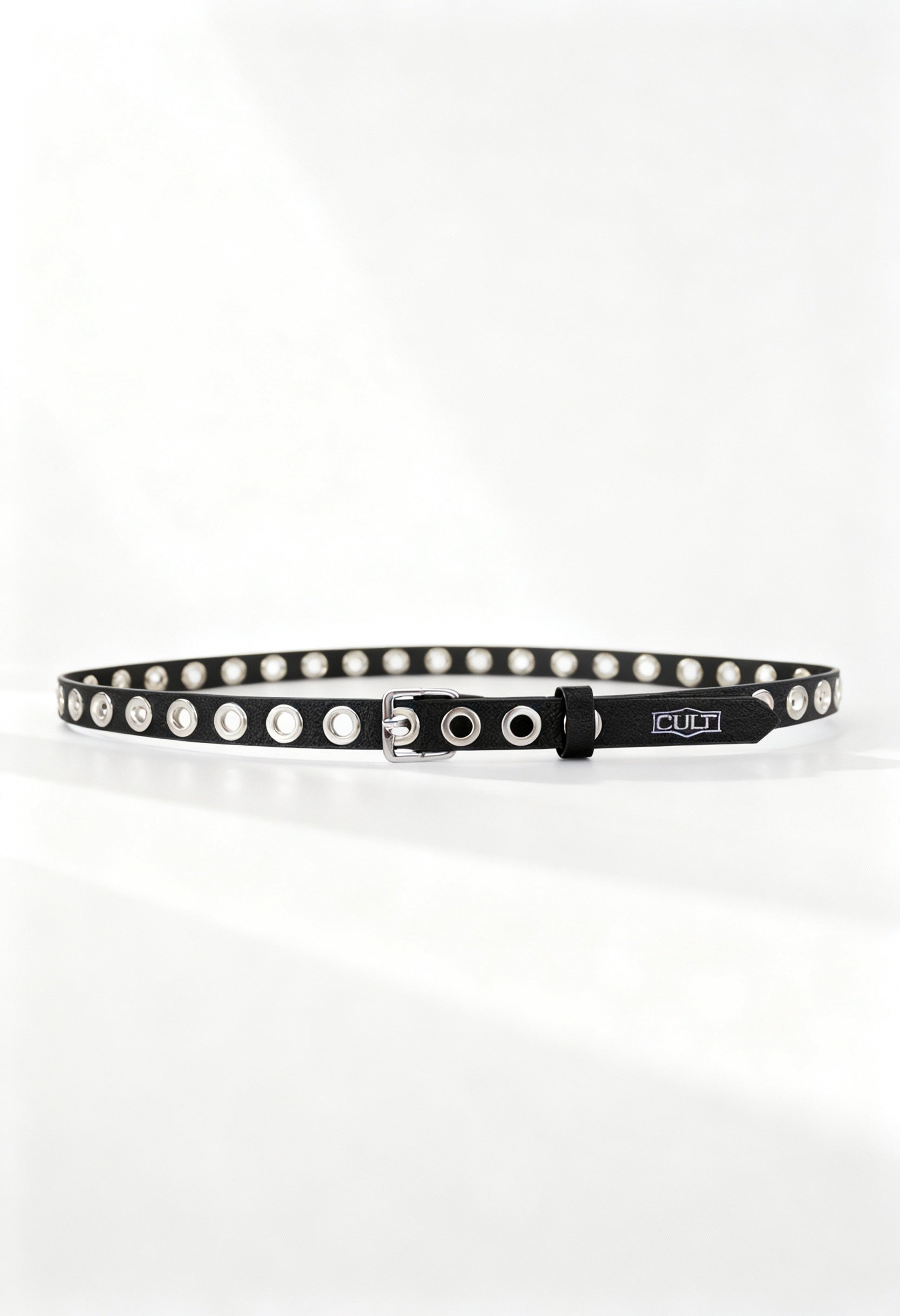 Front view of the black Cult X3EPWX992074 woman belt with metallic eyelets on a light background.