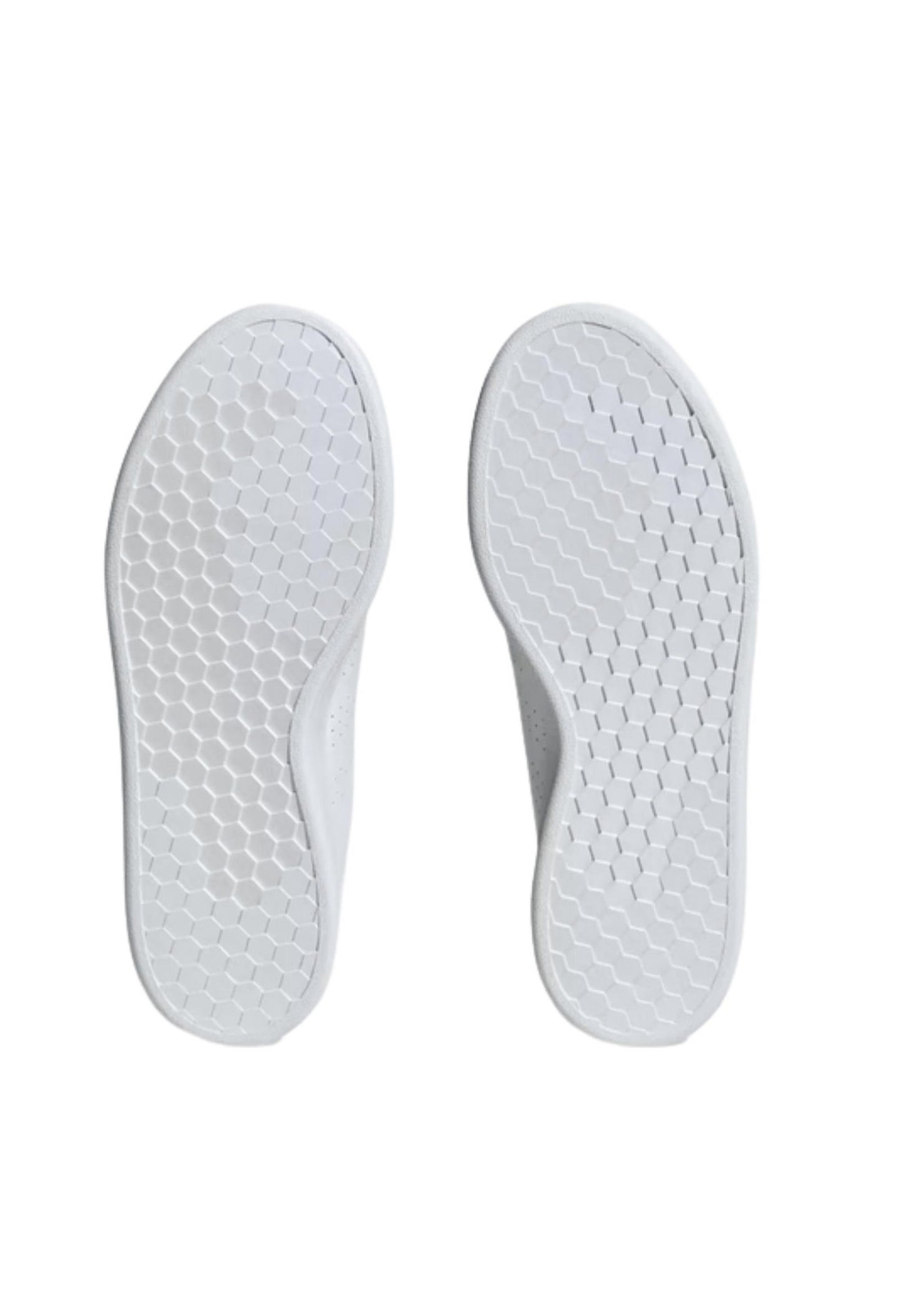 View of the durable rubber sole and tread pattern on the Adidas ADVANTAGE sneaker.